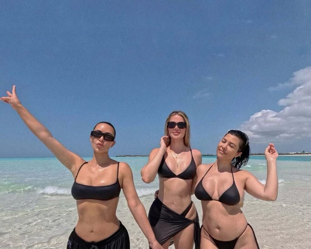 Kim Kardashian wears black bikini