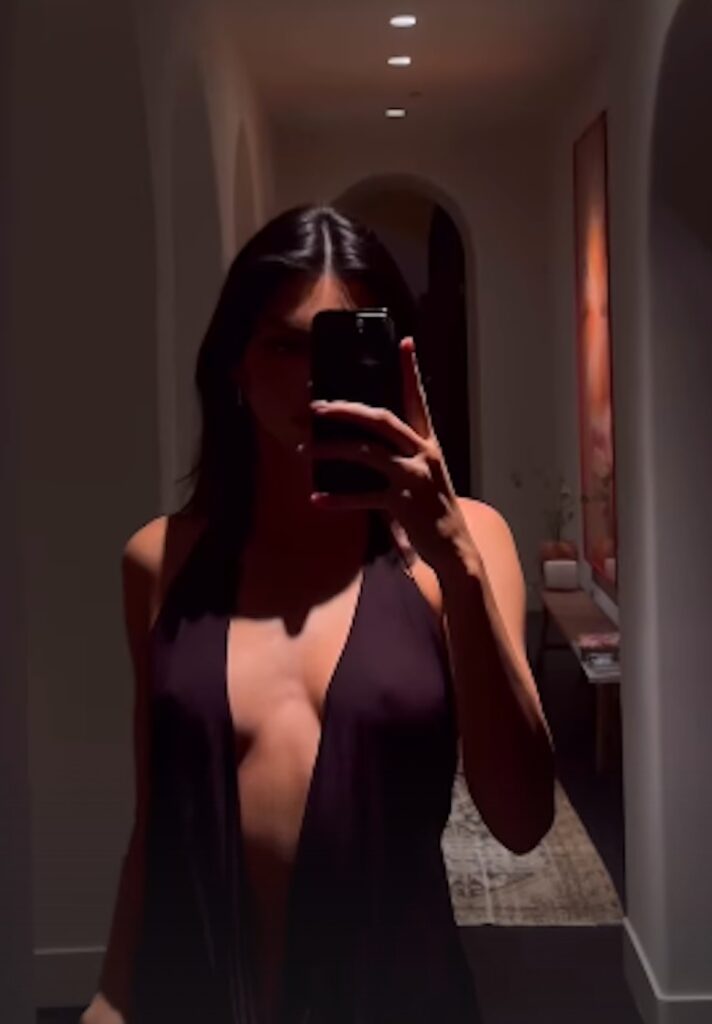 Kendall Jenner shows stunning black dress in June 2023