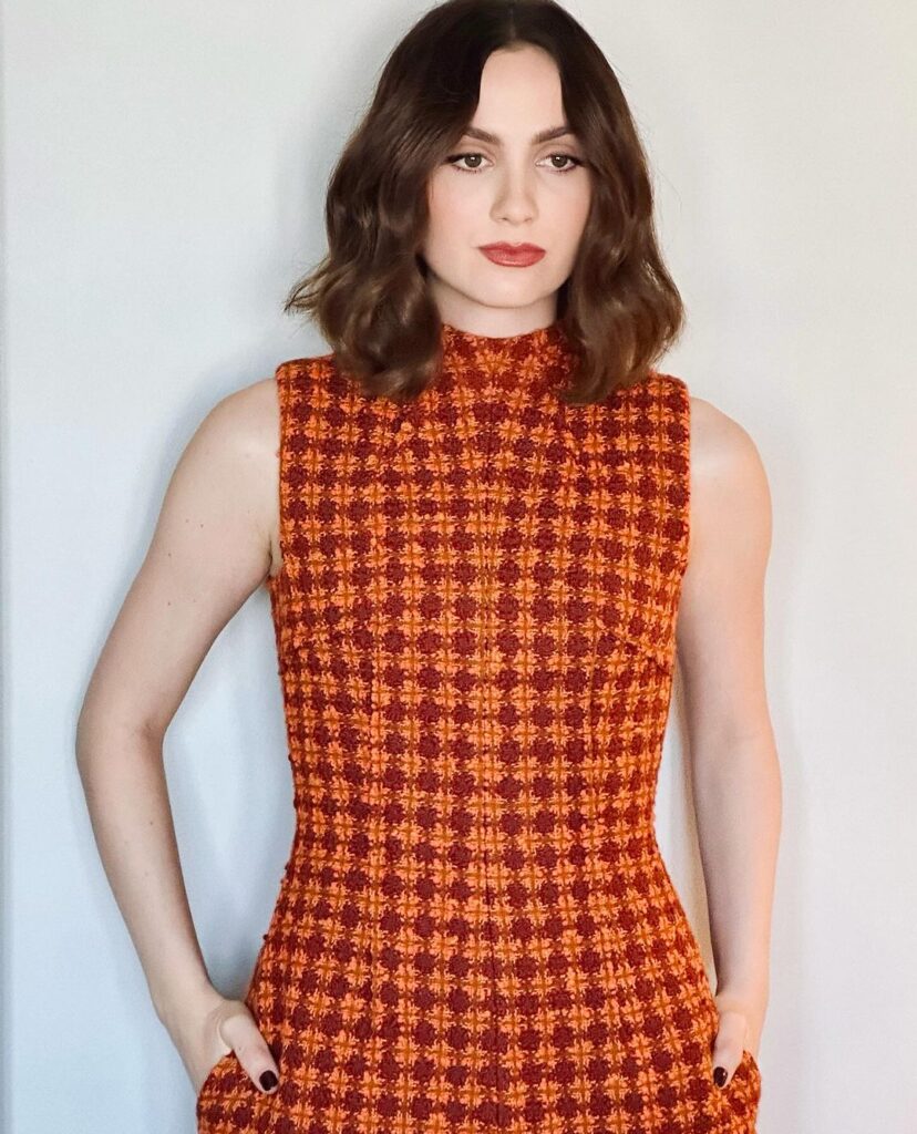 Maude Apatow gets a wavy inverted bob
